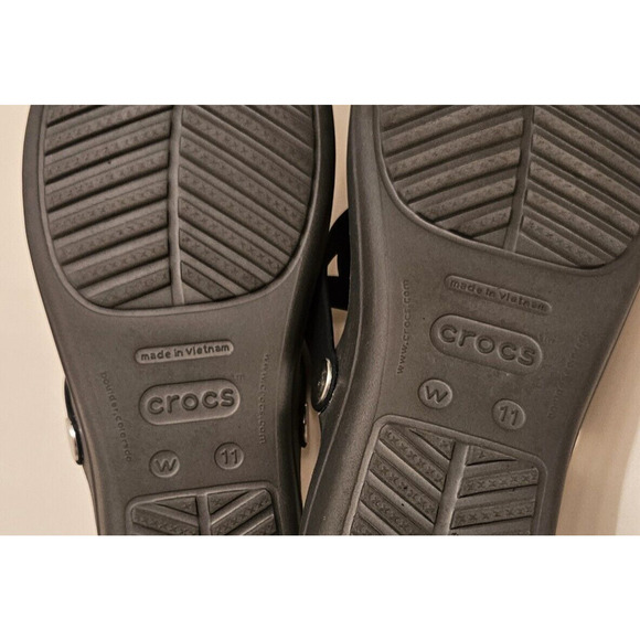 Crocs Sanrah 203342 Navy Blue w/ Silver Circle Wedge Slip on Thong Sandals Women - Picture 8 of 11